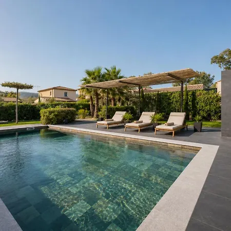 Zoey Riviera Villa *